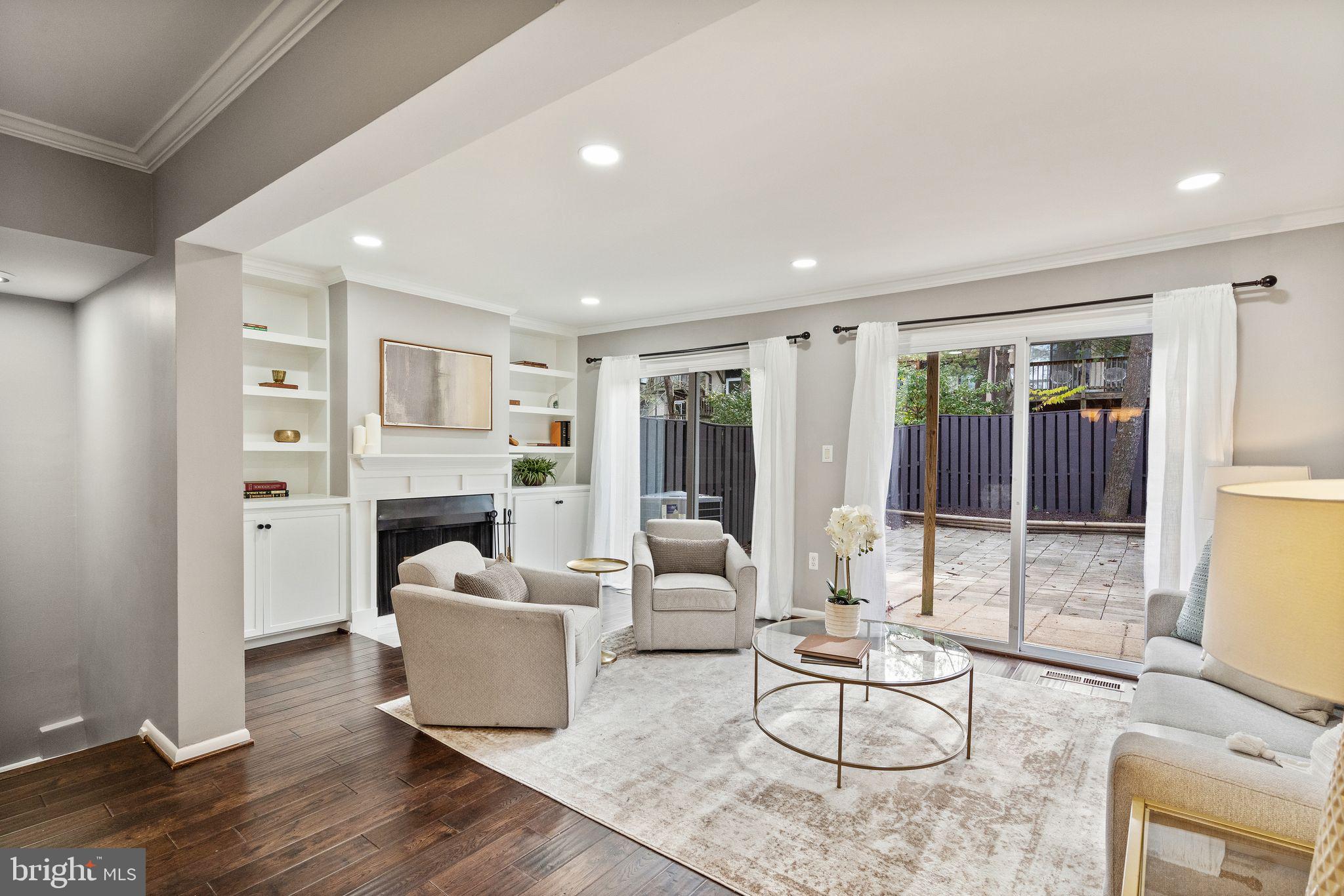 1629 Valencia Way Reston, VA 20190 - Photo 8 of 78