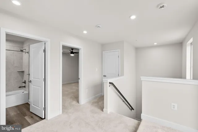 $570,000 | 2815 Battersea Lk Loop, Hyattsville, MD 20782