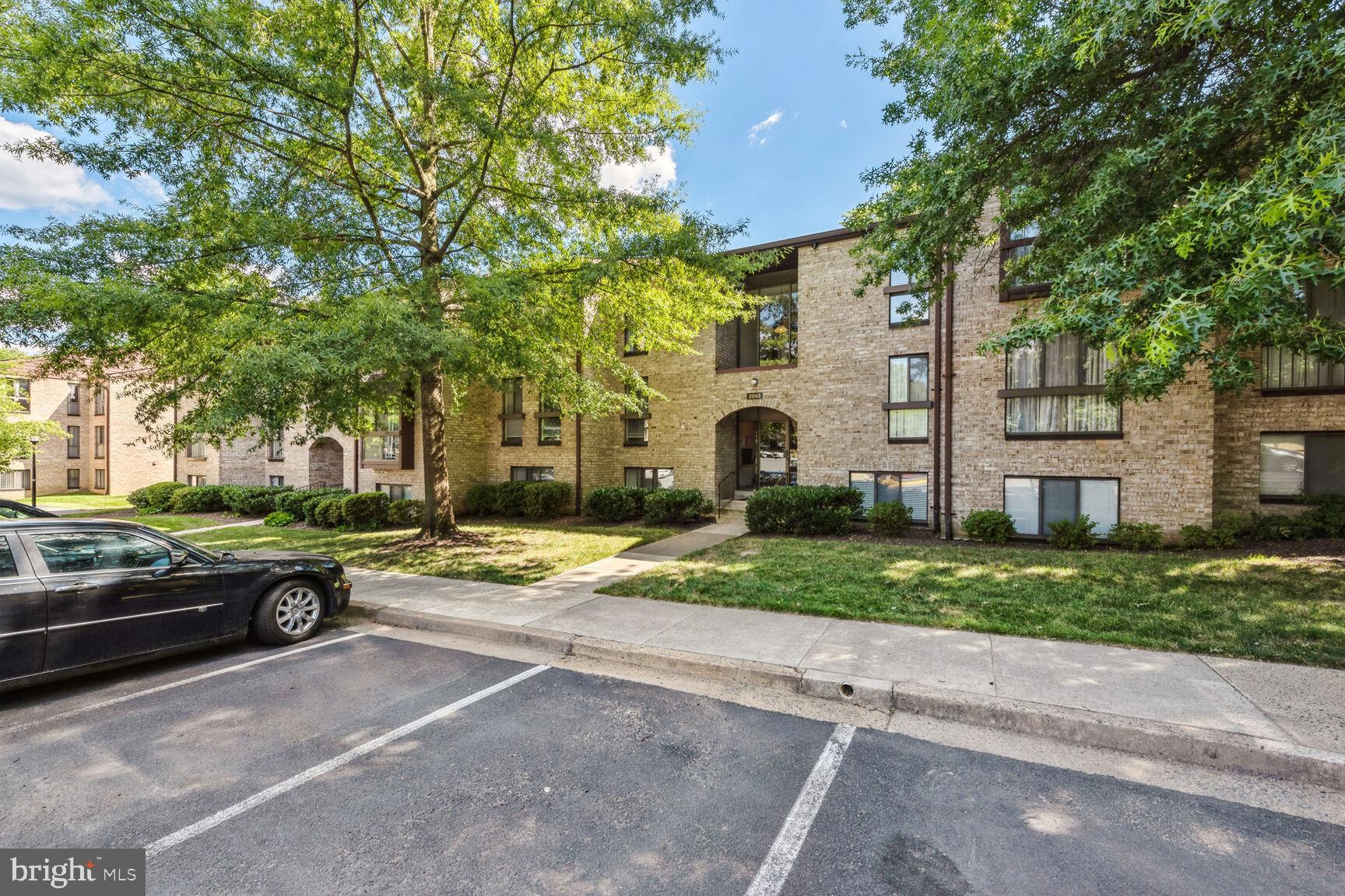 2063 Royal Fern Court, Unit 21BCON Reston, VA 20191 - Photo 32 of 33 Parking space included