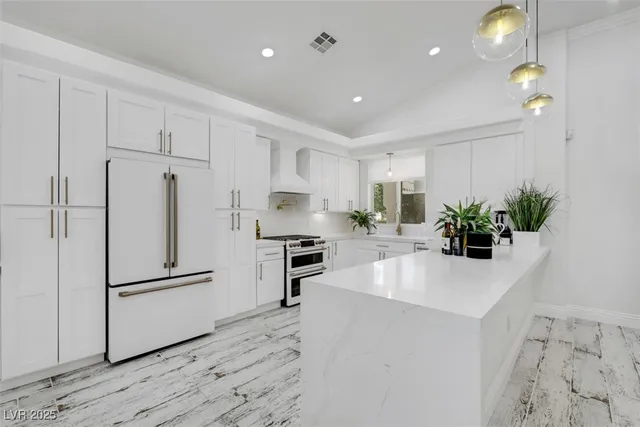 $980,000 | 439 Indigo Springs Street, Henderson, NV 89014