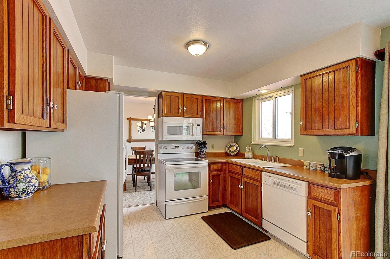 10499 Newcombe Street Westminster, CO 80021 - Photo 9 of 35