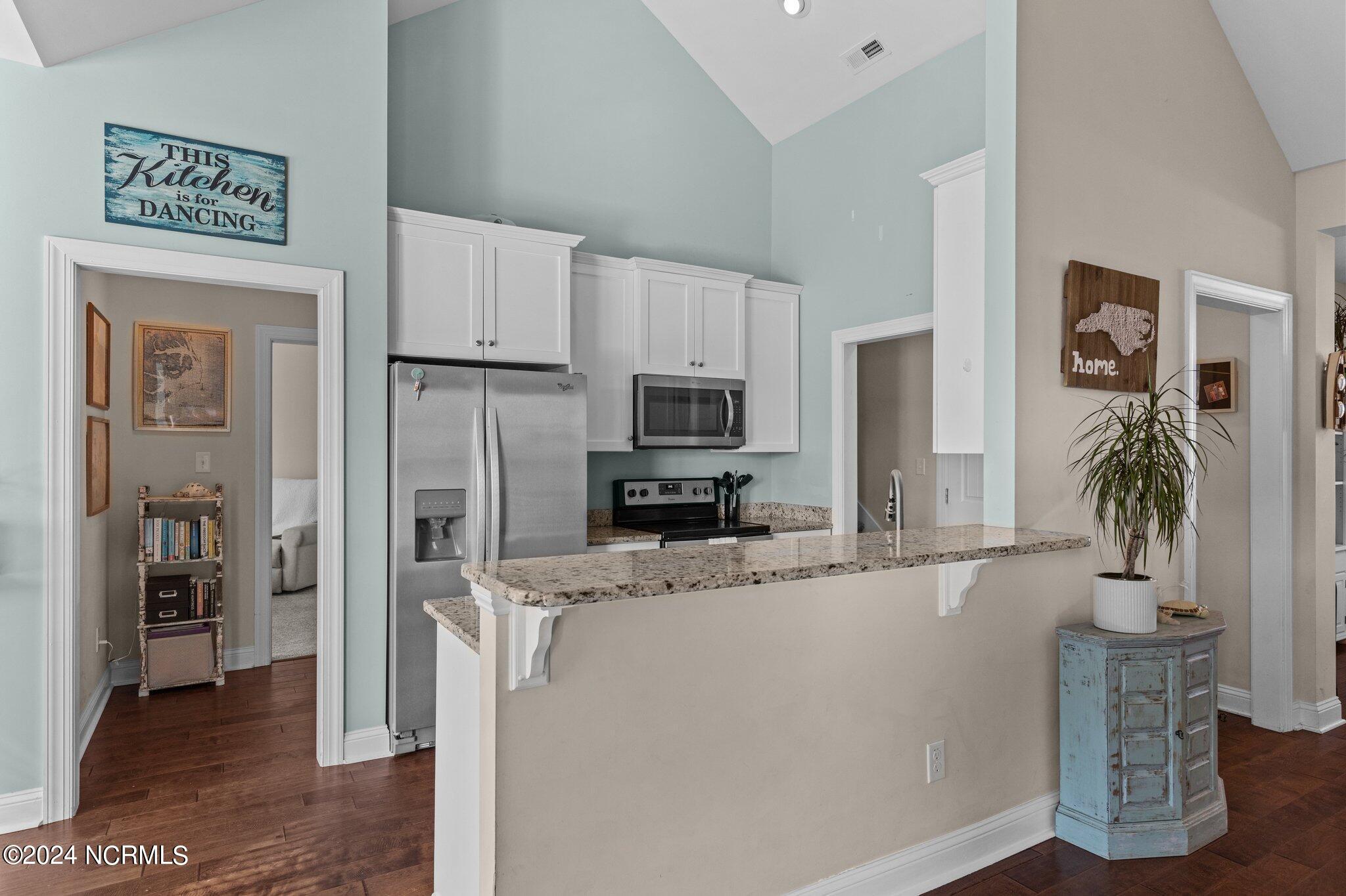 217 Echo Ridge Road Swansboro, NC 28584 - Photo 9 of 31 Kitchen