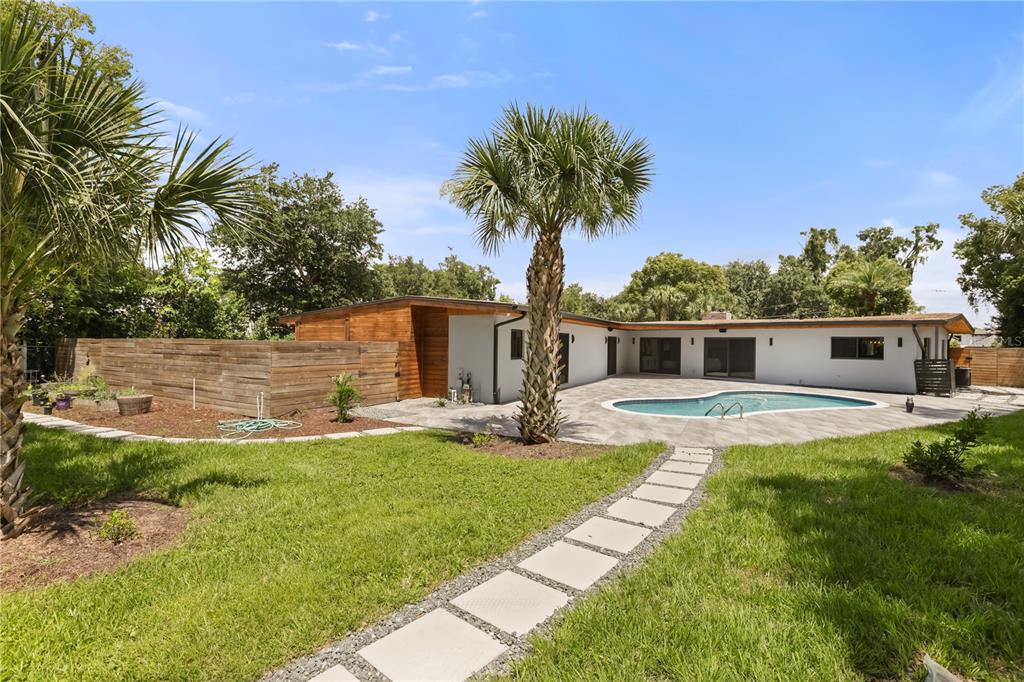 541 Manor Road Maitland, FL 32751 - Photo 2 of 39