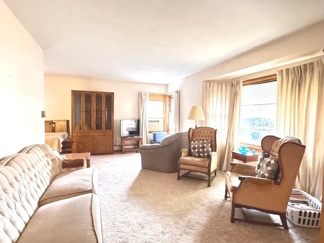 $119,900 | 712 South Ottawa Avenue, Dixon, IL 61021