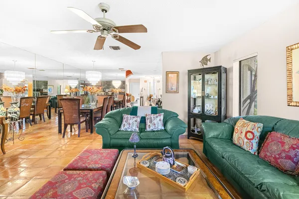 $375,000 | 5355 10th Fairway Drive, Unit 1, Delray Beach, FL 33484