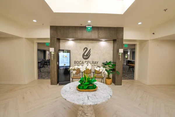 $375,000 | 5355 10th Fairway Drive, Unit 1, Delray Beach, FL 33484