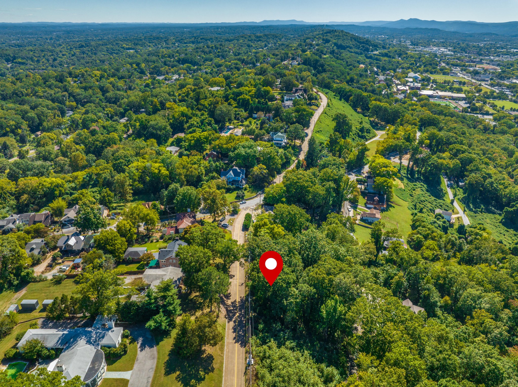 111 North Crest Road Chattanooga, TN 37404 - Photo 7 of 13 Gallery Image 7