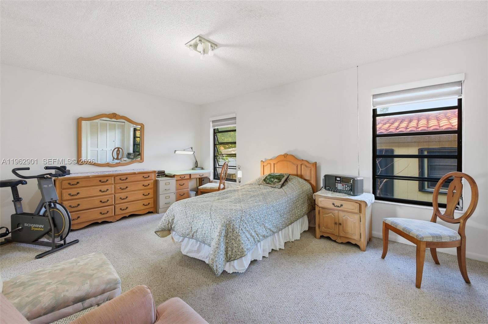 9208 Emerson Avenue Surfside, FL 33154 - Photo 13 of 29