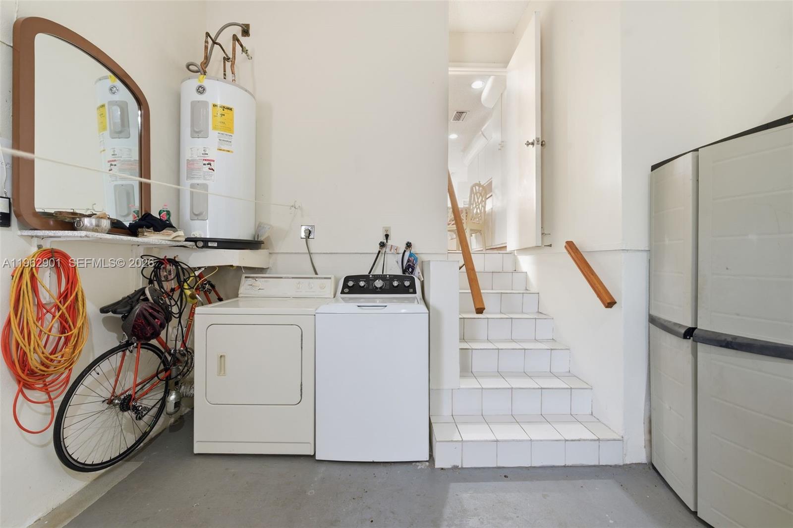 9208 Emerson Avenue Surfside, FL 33154 - Photo 19 of 29