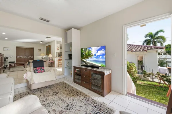 $1,650,000 | 9208 Emerson Avenue, Surfside, FL 33154