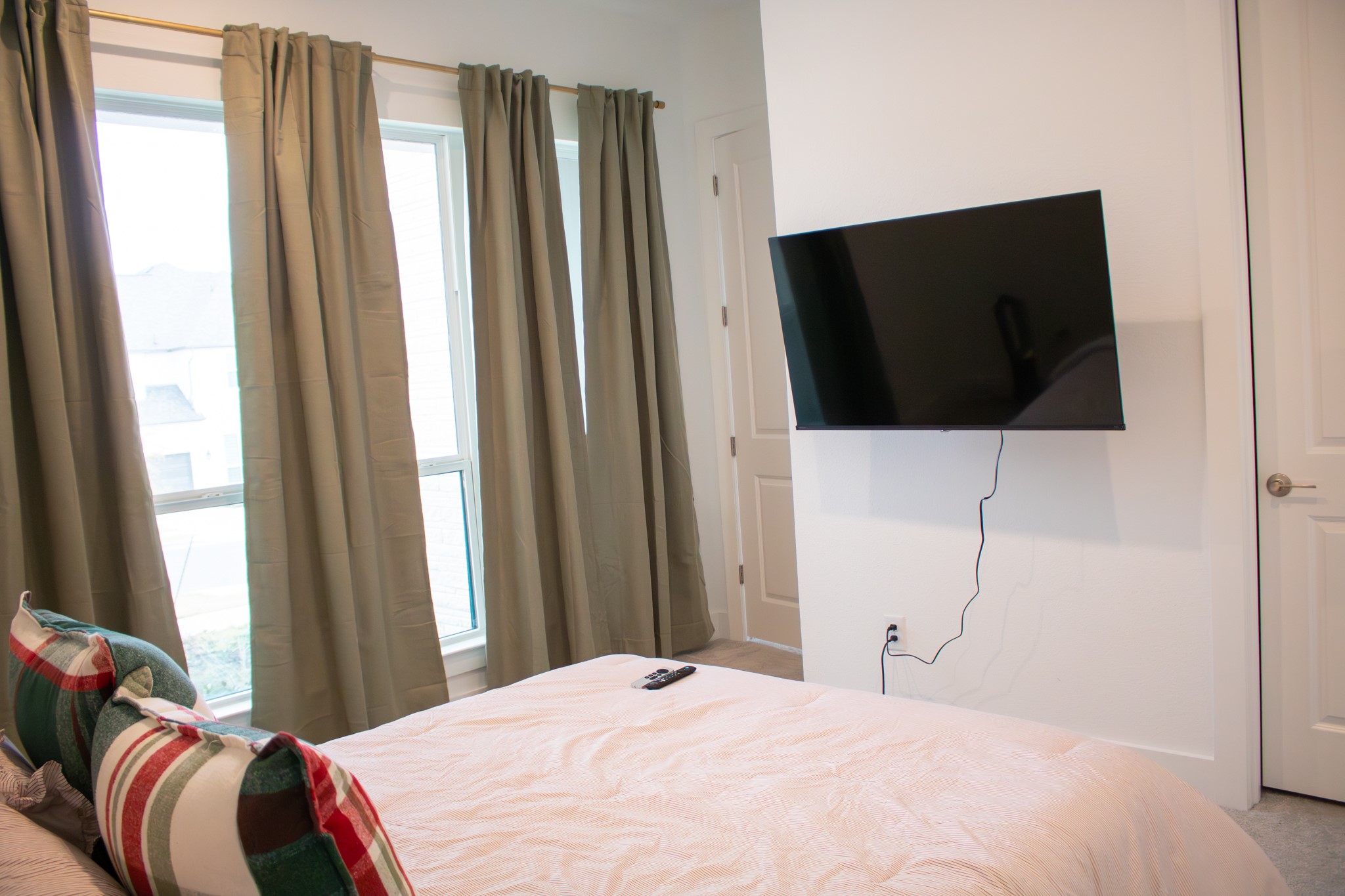 1709 Novara Trail Leander, TX 78641 - Photo 7 of 40 View of bedroom