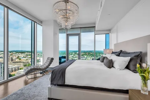 $1,850,000 | 1616 West End Avenue, Unit 2201, Nashville, TN 37203