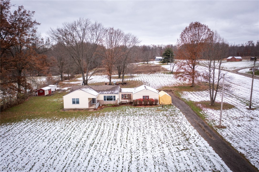 7991 Pound Road Hubbard, OH 44425 - Photo 6 of 29 Gallery Image 6