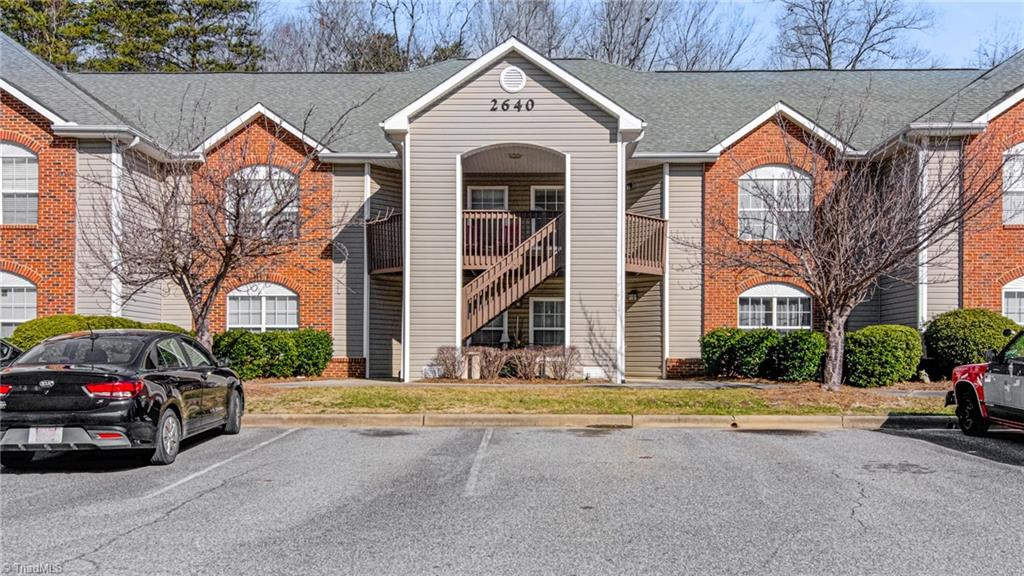 2640 Ingleside Drive, Unit 2D High Point, NC 27265 - Photo 1 of 27 Welcome home to 2640 Ingleside Drive #2D!