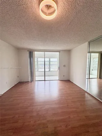 $1,650 | 7300 Northwest 17th Street, Unit 216, Plantation, FL 33313