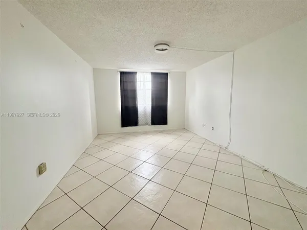 $1,650 | 7300 Northwest 17th Street, Unit 216, Plantation, FL 33313