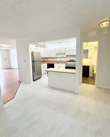 $1,650 | 7300 Northwest 17th Street, Unit 216, Plantation, FL 33313