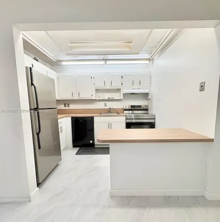 $1,650 | 7300 Northwest 17th Street, Unit 216, Plantation, FL 33313