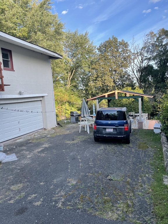 958 Main Street Holyoke, MA 01040 - Photo 18 of 18