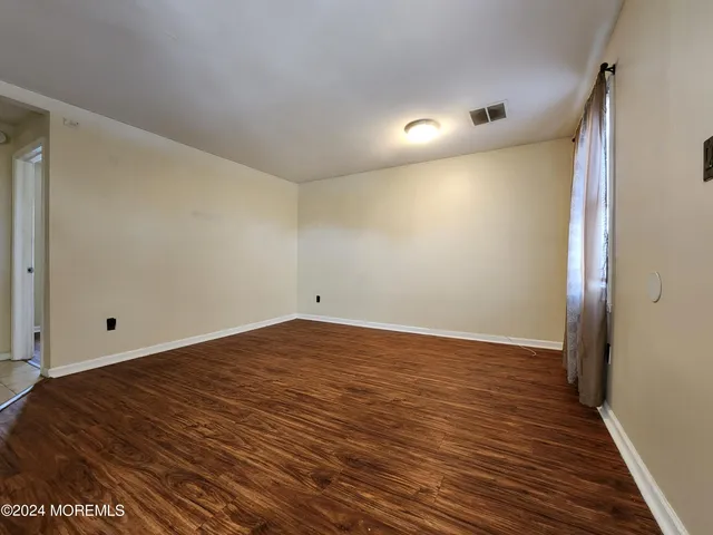 $1,999 | 11 Lincoln Avenue, Keansburg, NJ 07734