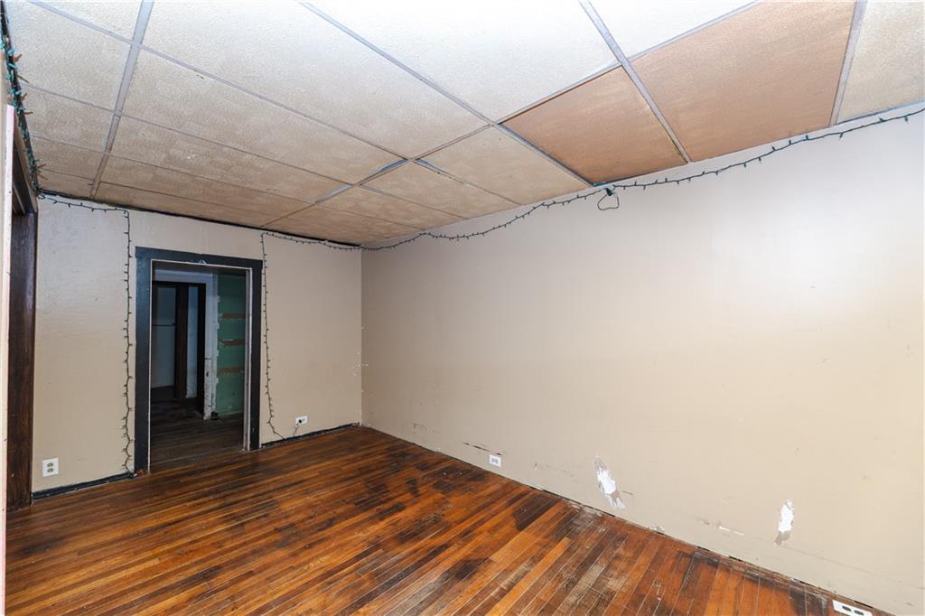 626 Pittsburgh Road Rochester, PA 15074 - Photo 12 of 31