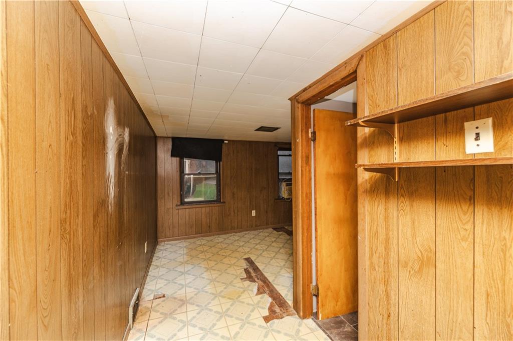 626 Pittsburgh Road Rochester, PA 15074 - Photo 15 of 31