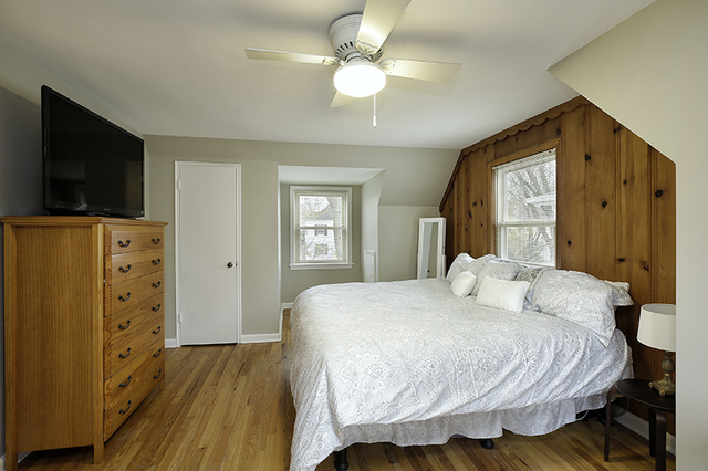 2114 Illinois Road Northbrook, IL 60062 - Photo 6 of 9