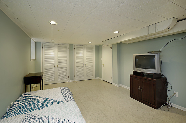 2114 Illinois Road Northbrook, IL 60062 - Photo 7 of 9