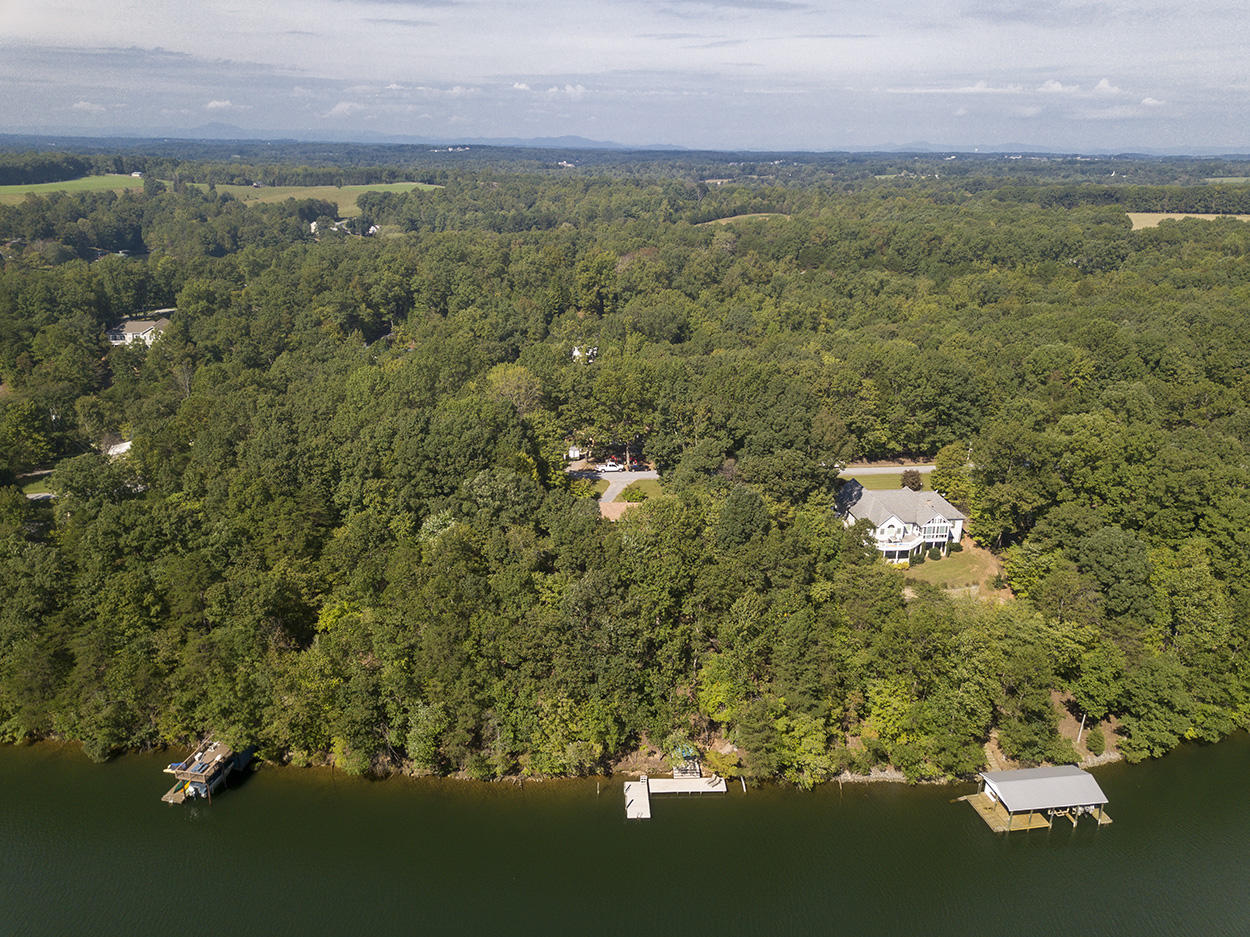 132 Thunder Ridge Road Huddleston, VA 24104 - Photo 23 of 62 Lake View