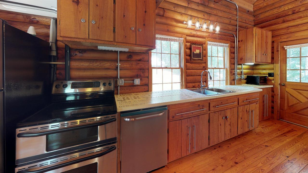 132 Thunder Ridge Road Huddleston, VA 24104 - Photo 29 of 62 132-Thunder-Ridge-Road-Kitchen