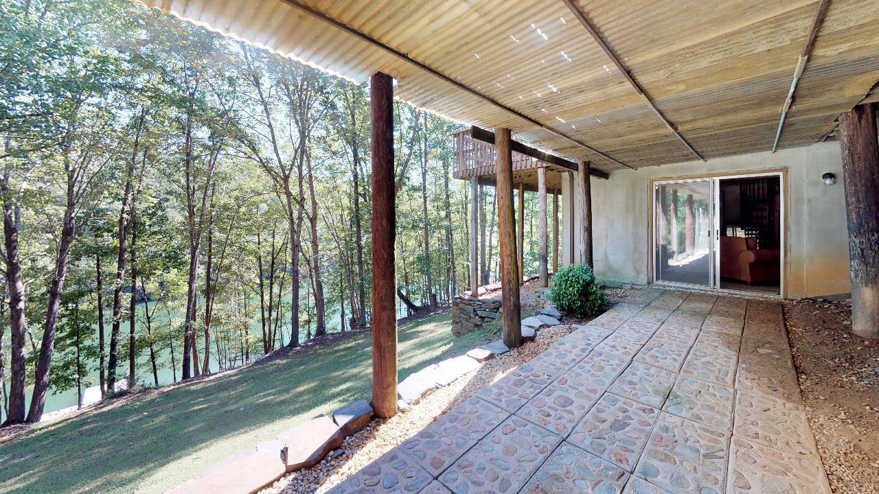 132 Thunder Ridge Road Huddleston, VA 24104 - Photo 44 of 62 132-Thunder-Ridge-Road-Lobby