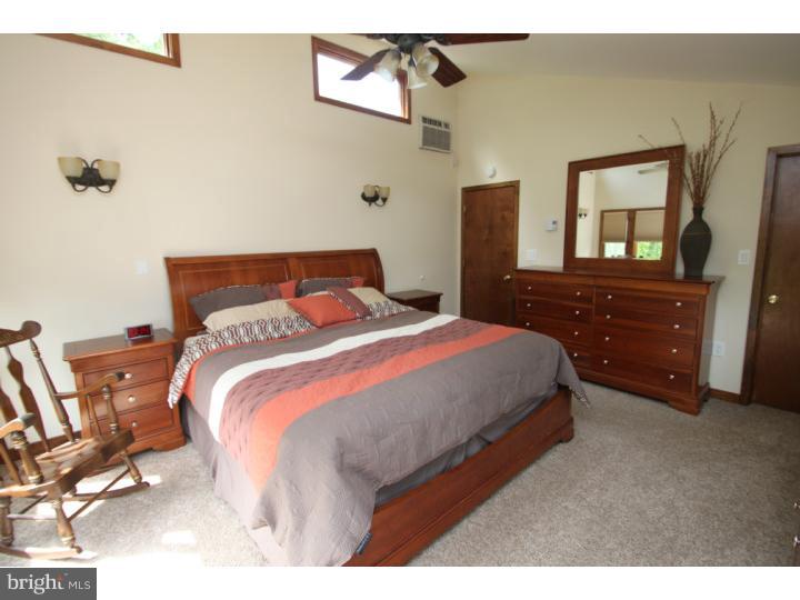 4758 Jasper Road Emmaus, PA 18049 - Photo 13 of 14 Gallery Image 13