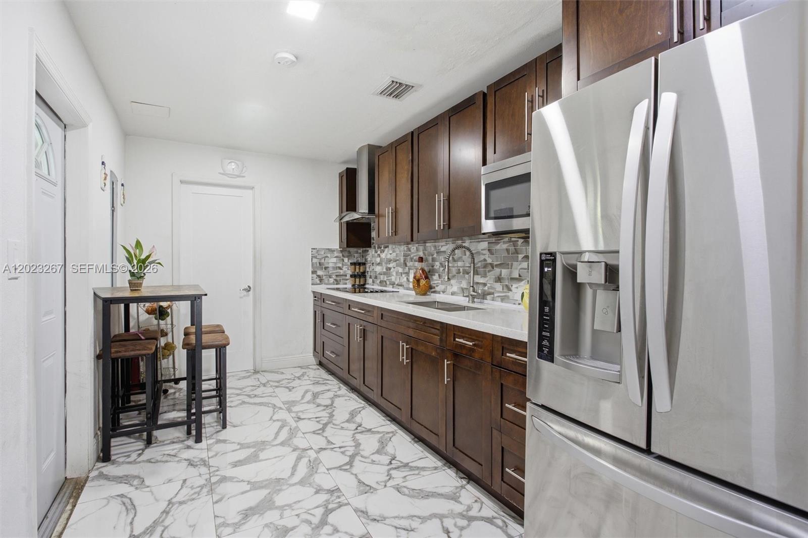301 Southwest 36th Avenue Miami, FL 33135 - Photo 16 of 54