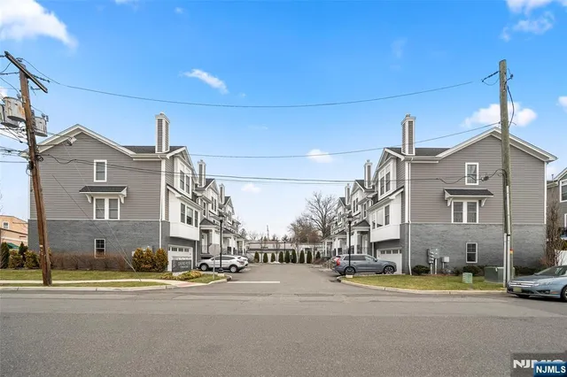 $975,000 | 25 Division Street, Unit 403, Cresskill, NJ 07626