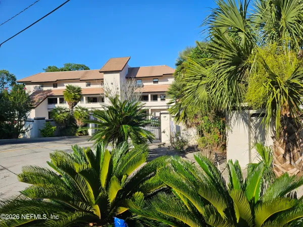 $280,000 | 1307 River Hills Circle East, Unit 14, Jacksonville, FL 32211