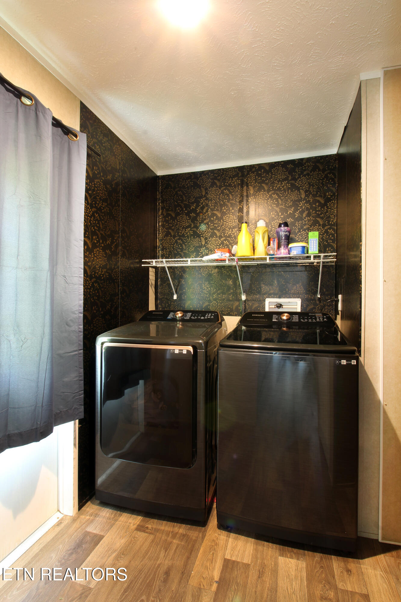 9501 Crisman Road Heiskell, TN 37754 - Photo 18 of 28 Laundry Room