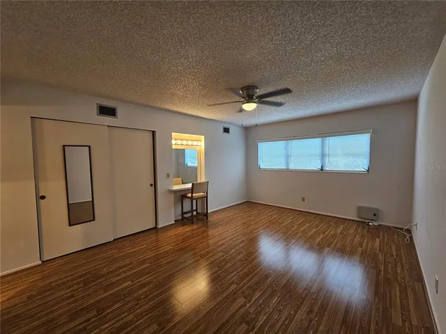 $1,595 | 2383 Netherlands Drive, Unit 39, Clearwater, FL 33763