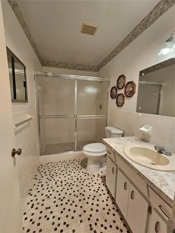 $1,595 | 2383 Netherlands Drive, Unit 39, Clearwater, FL 33763