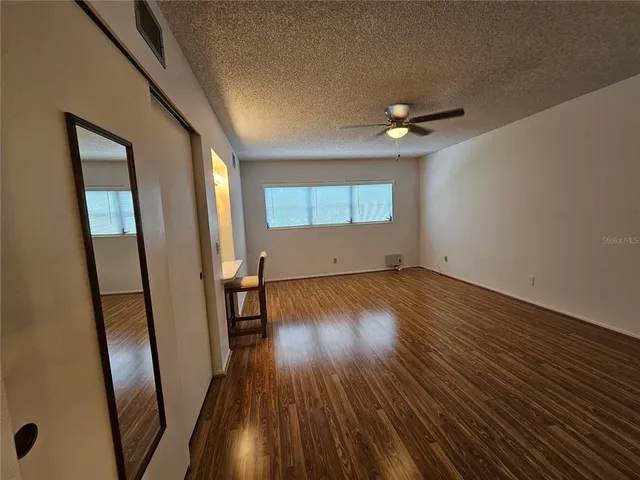 $1,595 | 2383 Netherlands Drive, Unit 39, Clearwater, FL 33763