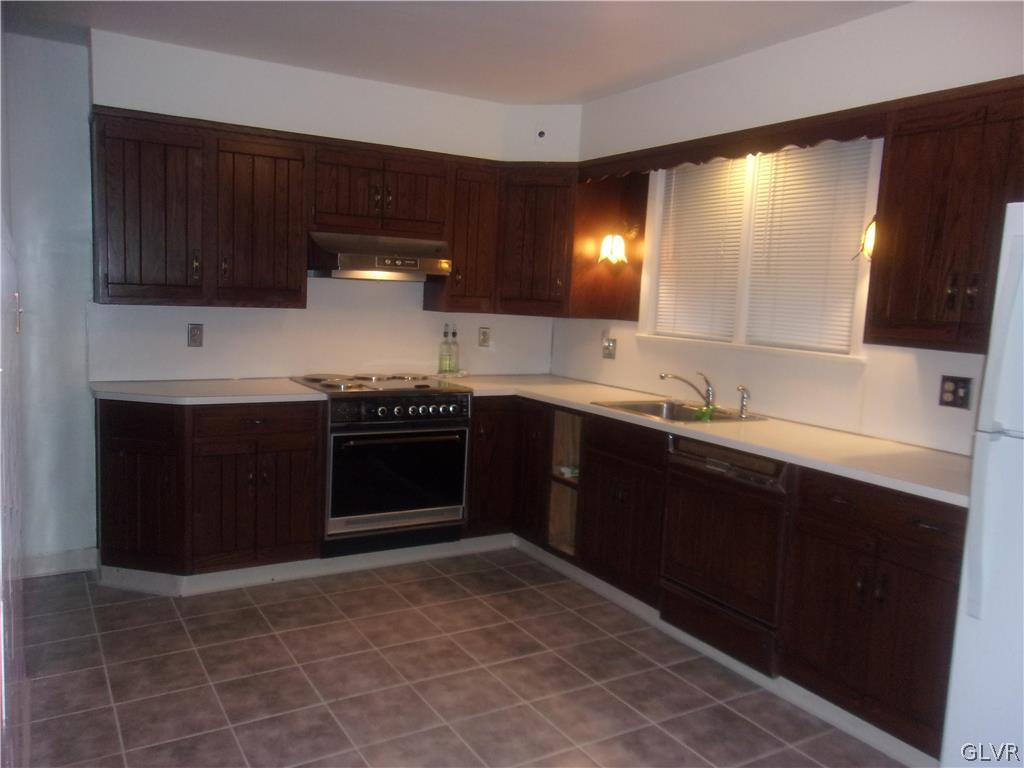 761 Public Road Bethlehem, PA 18015 - Photo 16 of 38 Gallery Image 16