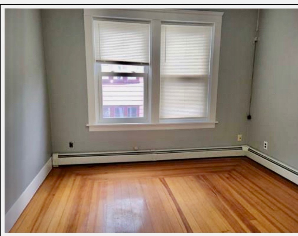 18 Dunnell Avenue Pawtucket, RI 02860 - Photo 12 of 20