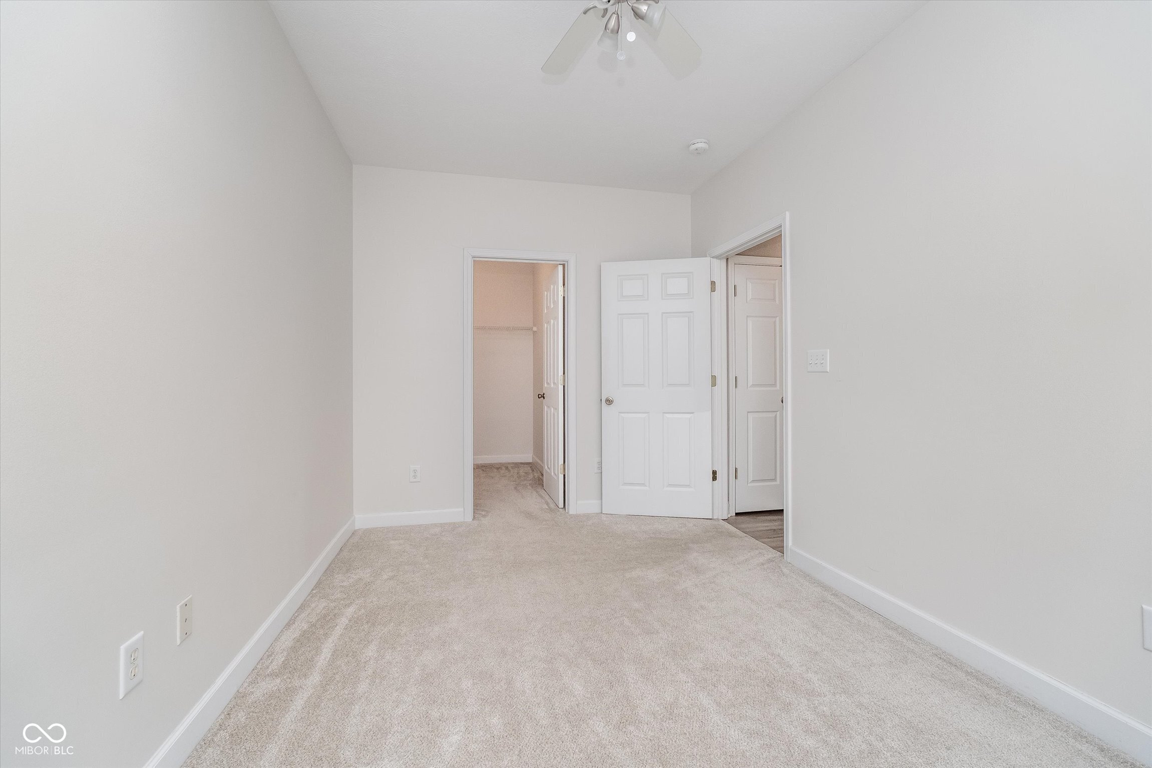 1160 Falcon Ridge Carmel, IN 46280 - Photo 23 of 32 Gallery Image 23