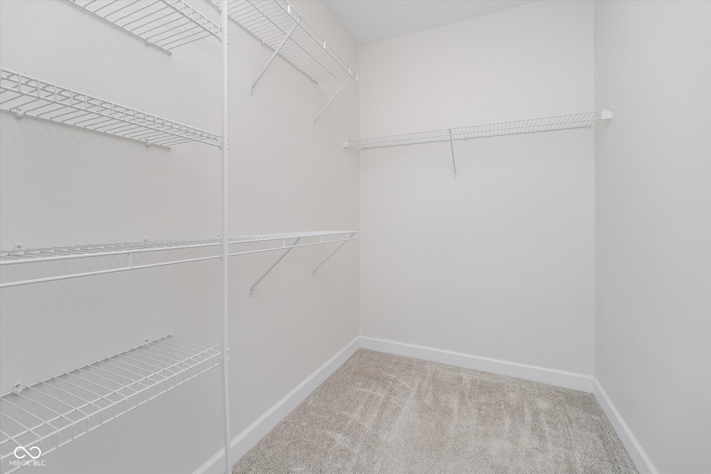 1160 Falcon Ridge Carmel, IN 46280 - Photo 24 of 32 Gallery Image 24