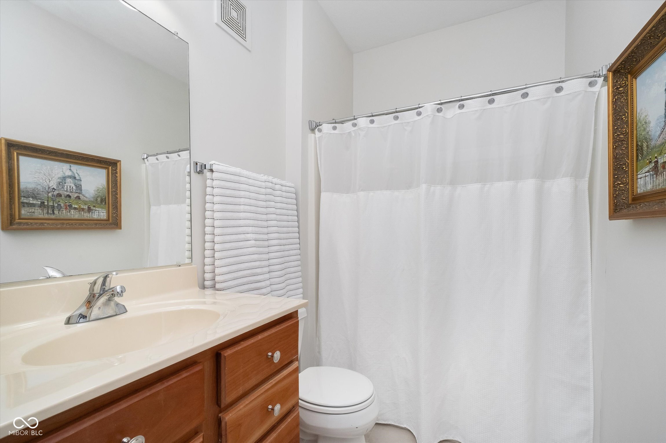 1160 Falcon Ridge Carmel, IN 46280 - Photo 25 of 32 Gallery Image 25