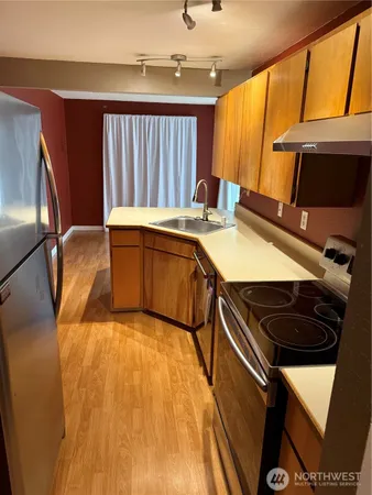 $220,000 | 20156 Vikings Crest Northeast, Unit 7104, Poulsbo, WA 98370