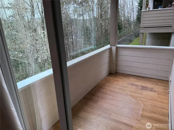 $220,000 | 20156 Vikings Crest Northeast, Unit 7104, Poulsbo, WA 98370