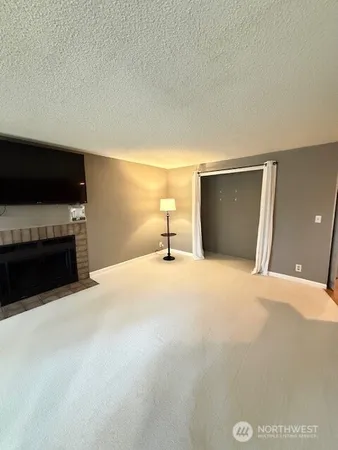 $220,000 | 20156 Vikings Crest Northeast, Unit 7104, Poulsbo, WA 98370