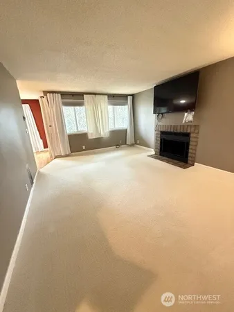 $220,000 | 20156 Vikings Crest Northeast, Unit 7104, Poulsbo, WA 98370