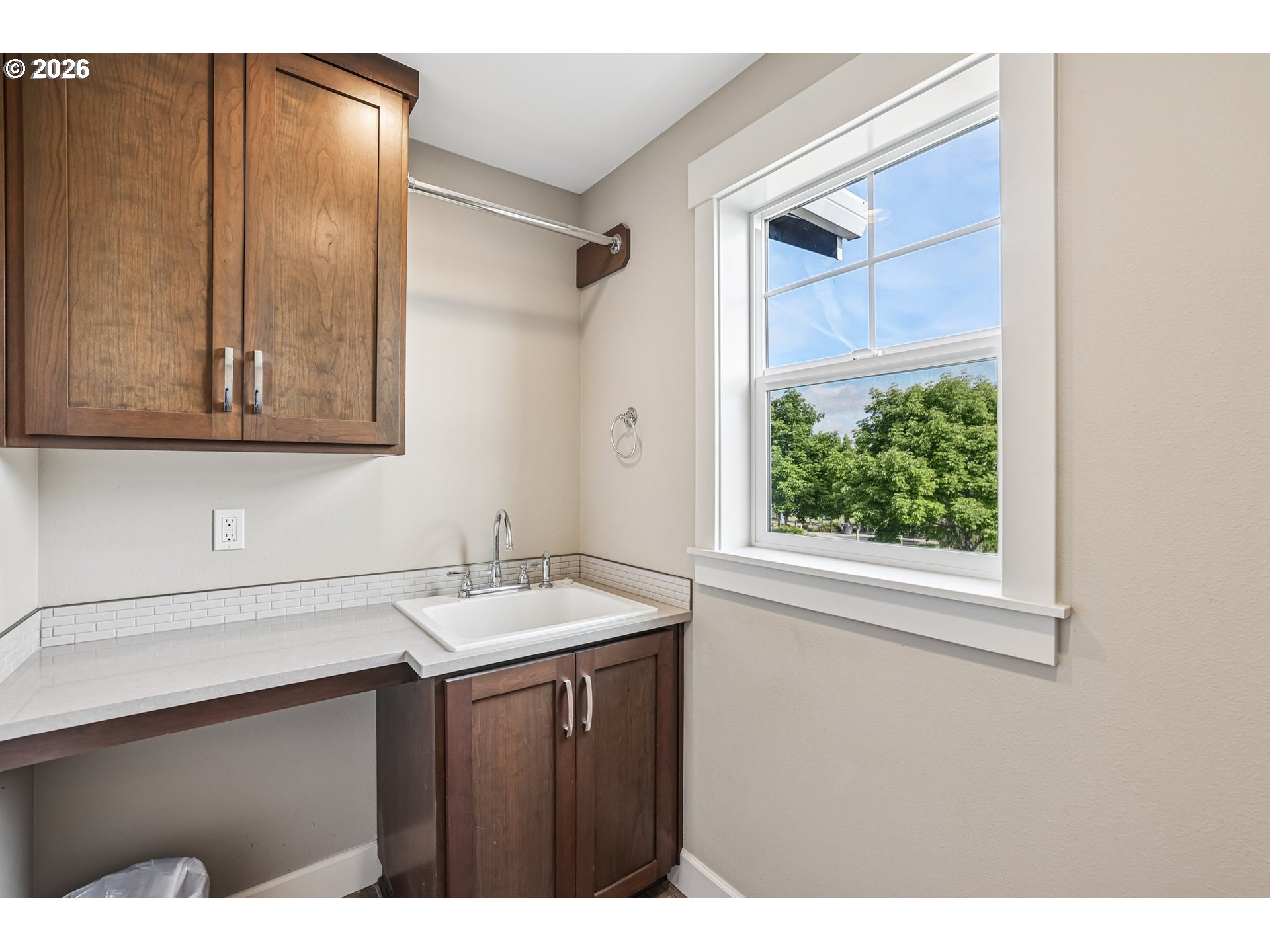38320 Sequoia Street Sandy, OR 97055 - Photo 28 of 33 a bathroom with a sink a vanity and a mirror