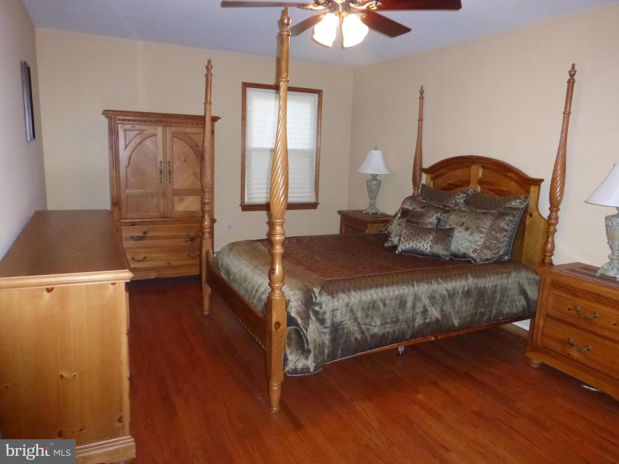 5732 Etzler Road Frederick, MD 21702 - Photo 10 of 21 Second View - Accommodates Large Furniture